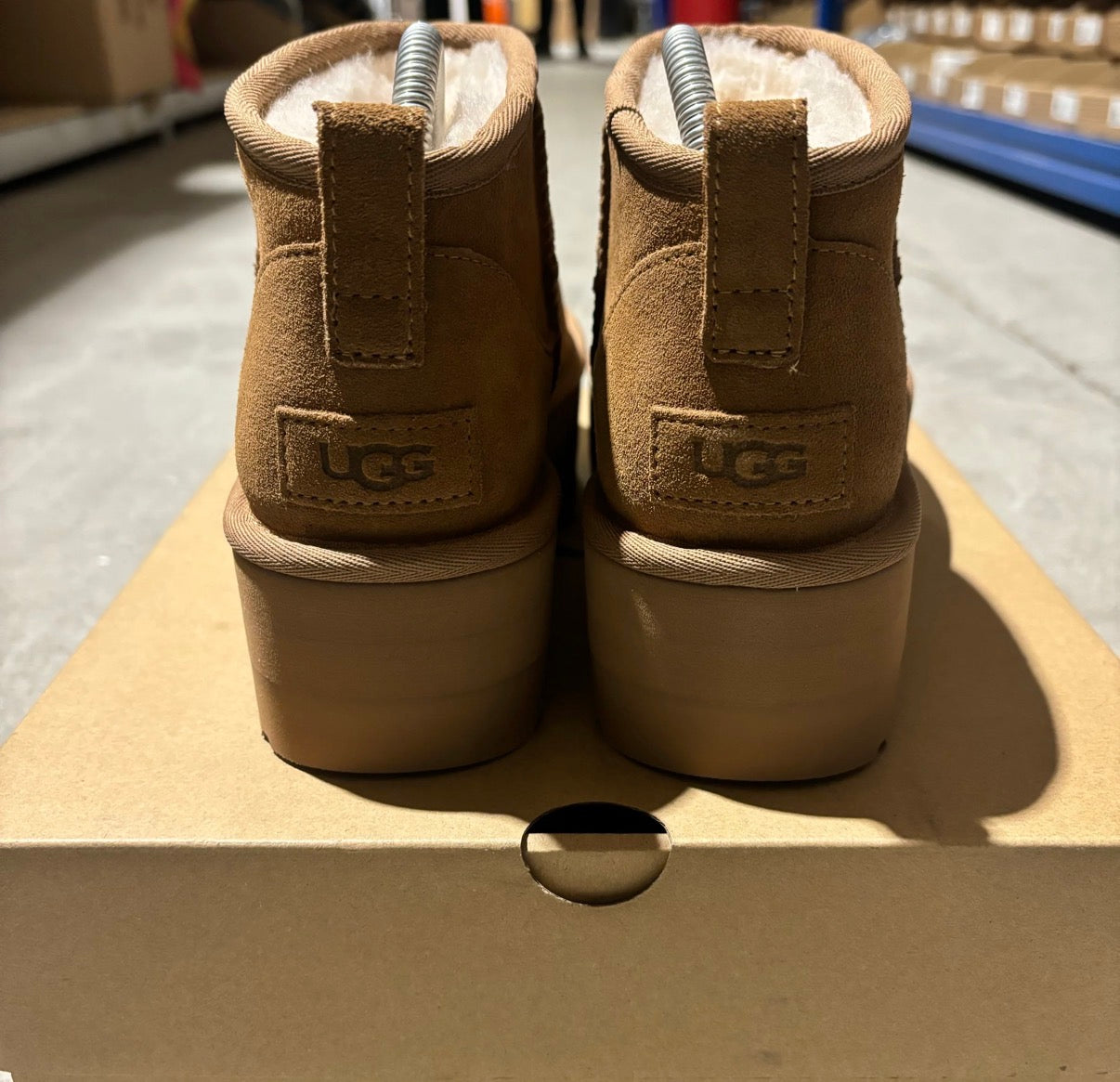 UGG PLATFORM ULTRA MINI CHESTNUT