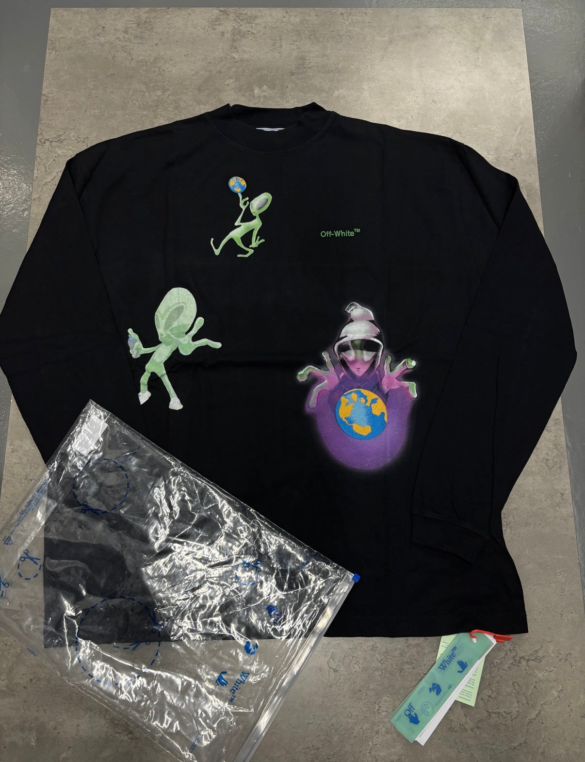 OFF WHITE ALIEN SKILLS OVER MOCKNECK BLACK/GREEN