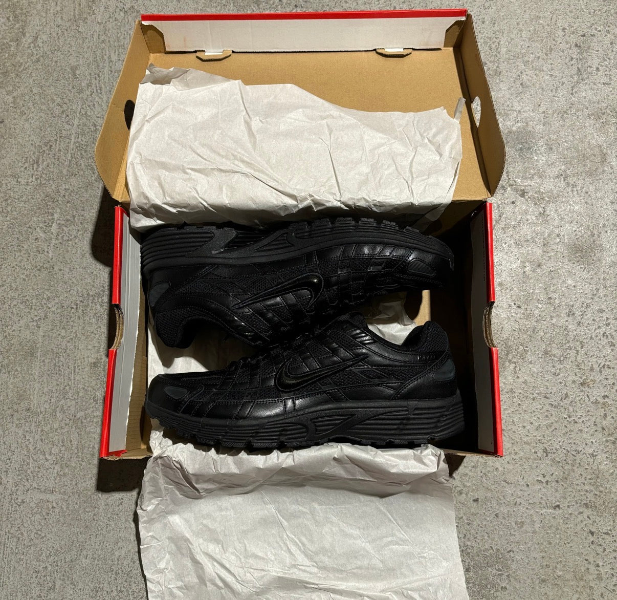NIKE P-6000 TRIPLE BLACK