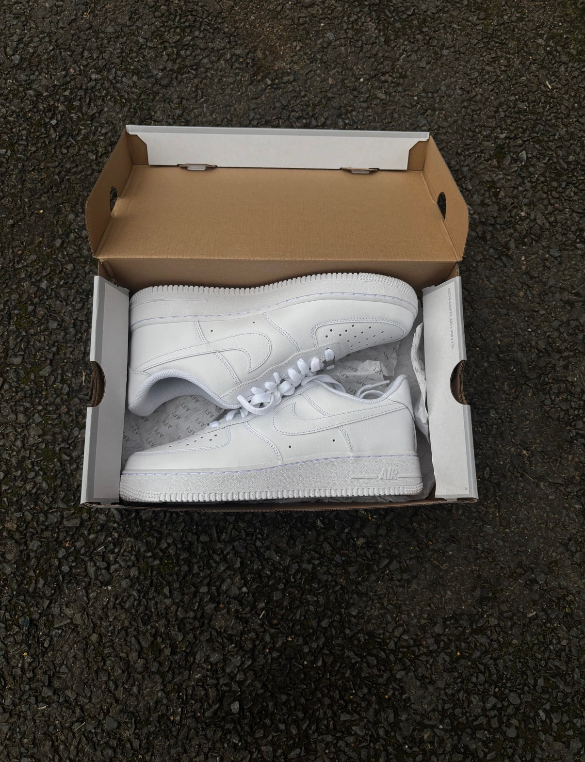 NIKE AIR FORCE 1 LOW WHITE