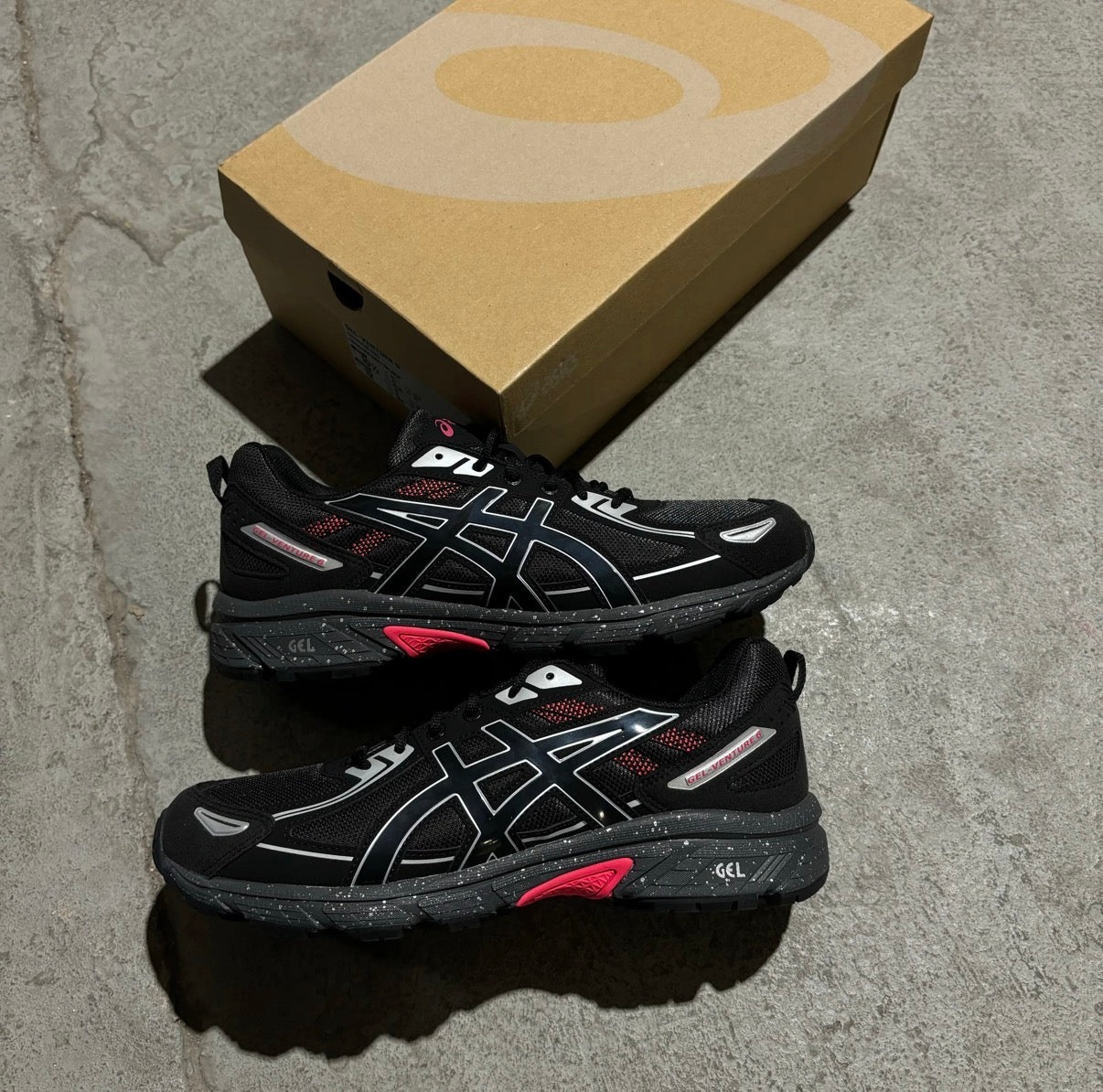 ASICS GEL VENTURE 6 BLACK/RED